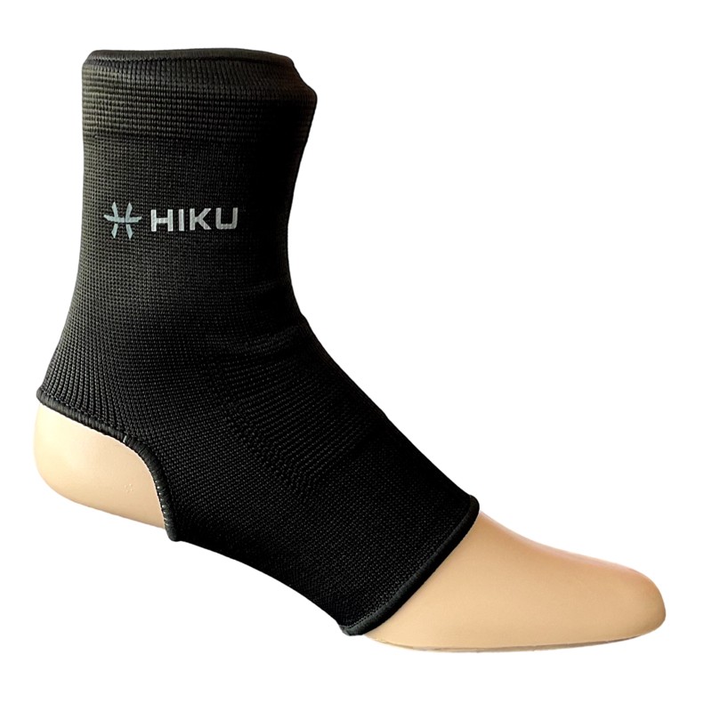 [H10120.S] HIKU protège-chevilles (noir) (S)